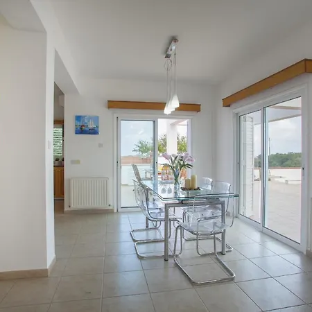 Views Pram1 Vila Protaras